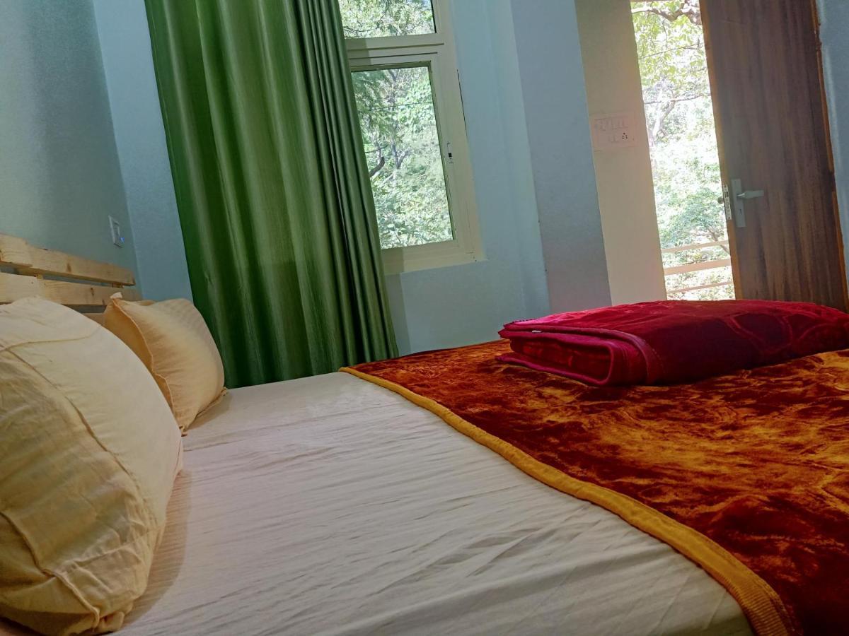 Shivanjal Wellness And Accommodation Rishīkesh Eksteriør billede