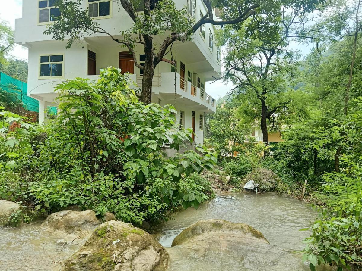 Shivanjal Wellness And Accommodation Rishīkesh Eksteriør billede